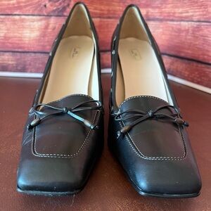 Anne Klein Hamid Black Leather Square Toe Pumps